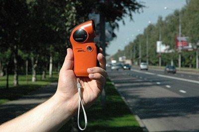 Алкотестер "А071" в руке